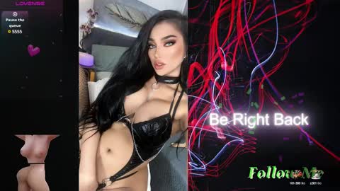 Snapshot of _morganmoore_ chatting on 12/16/24, 08:37 MORGAN KEEP ON FOLLOWING online show from 12/16/24, 08:37
