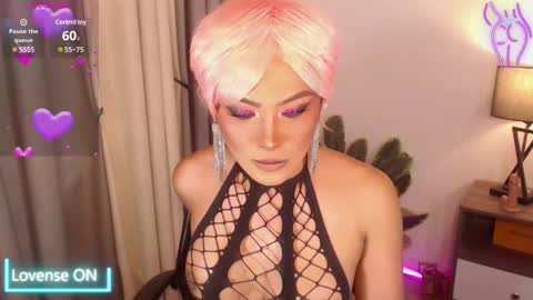 Snapshot of _morganmoore_ chatting on 02/04/25, 12:19 MORGAN KEEP ON FOLLOWING online show from 02/04/25, 12:19