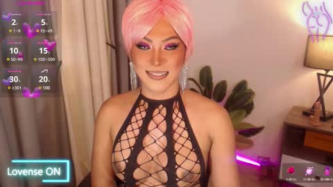 Snapshot of _morganmoore_ chatting on 02/04/25, 03:22 MORGAN KEEP ON FOLLOWING online show from 02/04/25, 03:22