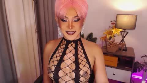 Snapshot of _morganmoore_ chatting on 03/12/25, 08:10 MORGAN KEEP ON FOLLOWING online show from 03/12/25, 08:10