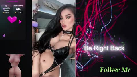 Snapshot of _morganmoore_ chatting on 09/15/25, 07:36 MORGAN KEEP ON FOLLOWING online show from 09/15/25, 07:36