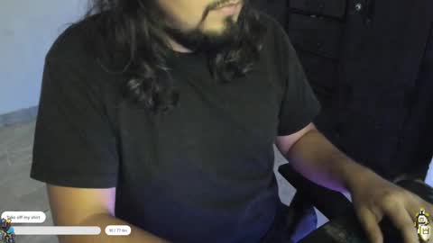 Snapshot of _mr_john chatting on 11/12/25, 05:19 John online show from 11/12/25, 05:19