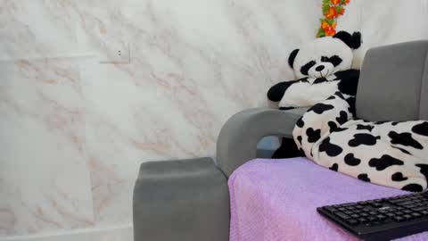 Nanny online show from 01/04/25, 09:31