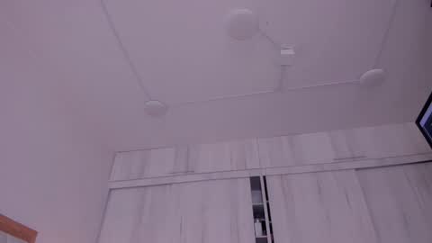 Snapshot of _natasha18_ chatting on 01/15/25, 05:47 Natasha online show from 01/15/25, 05:47