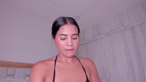 Snapshot of _natasha18_ chatting on 02/04/25, 11:38 Natasha online show from 02/04/25, 11:38