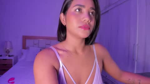 Snapshot of _natasha18_ chatting on 02/15/25, 11:39 Natasha online show from 02/15/25, 11:39