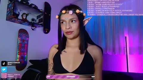 Snapshot of _nickmai chatting on 01/05/25, 11:01 Mai MODEL INDEPENT online show from 01/05/25, 11:01