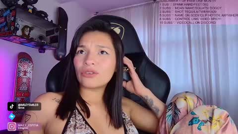 Snapshot of _nickmai chatting on 02/06/25, 10:43 Mai MODEL INDEPENT online show from 02/06/25, 10:43