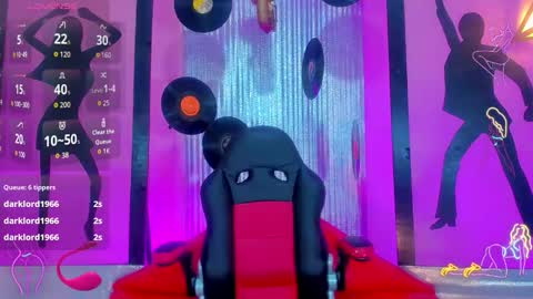 Snapshot of _nickyminach chatting on 11/08/25, 07:12 Nicky Please help me with your thumbs up its importan online show from 11/08/25, 07:12