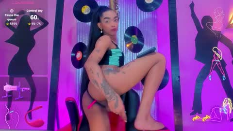 Snapshot of _nickyminach chatting on 11/10/25, 07:24 Nicky Please help me with your thumbs up its importan online show from 11/10/25, 07:24