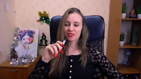 Snapshot of _nicole_new chatting on 12/20/24, 03:53 Nica online show from 12/20/24, 03:53