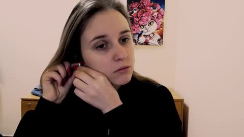 Snapshot of _nicole_new chatting on 01/17/25, 11:49 Nica online show from 01/17/25, 11:49