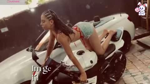 _noahjones online show from 10/31/25, 11:44