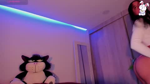 _noahjones online show from 11/19/25, 03:56