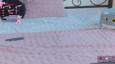 Snapshot of _noell_ chatting on 03/11/25, 06:32 Vivian online show from 03/11/25, 06:32