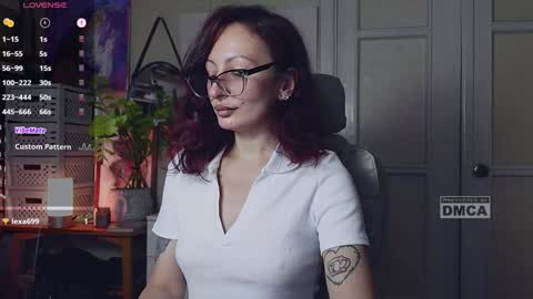 Snapshot of _owner_ chatting on 01/09/25, 10:52 The Supreme Goddess Rose online show from 01/09/25, 10:52