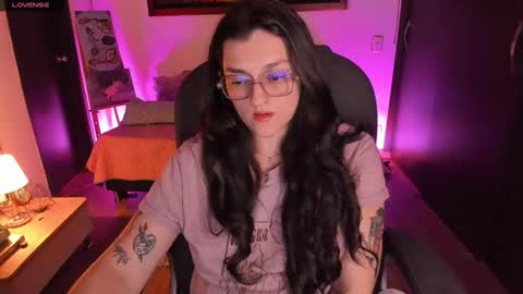 violeta ig  online show from 10/21/25, 03:29