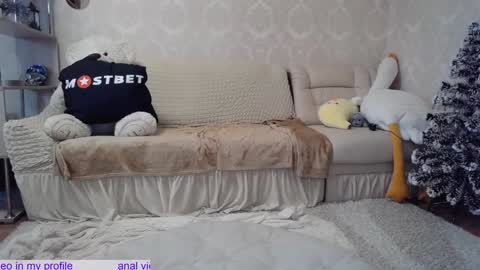 Snapshot of _pretty_fox_ chatting on 12/14/24, 05:07 _pretty_fox_ online show from 12/14/24, 05:07