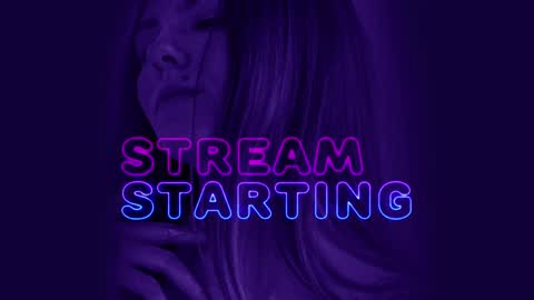 Snapshot of _private_person_ chatting on 01/05/25, 05:30 HADLY today day-off see u online 0112 online show from 01/05/25, 05:30