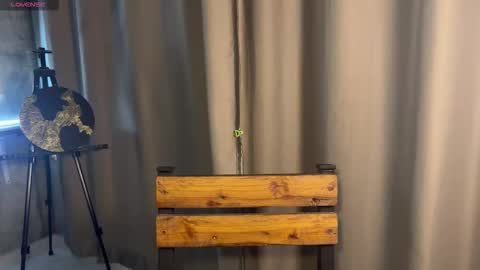  HADLY today day-off see u online 0112  online show from 11/08/25, 01:11