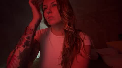  HADLY today day-off see u online 0112  online show from 11/18/25, 02:43