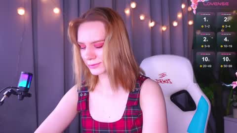 Snapshot of _ramona__ chatting on 12/26/24, 05:37 im Amy online show from 12/26/24, 05:37