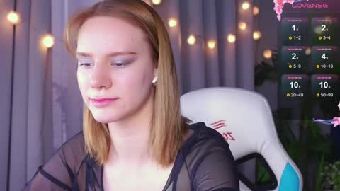 Snapshot of _ramona__ chatting on 12/27/24, 09:28 im Amy online show from 12/27/24, 09:28