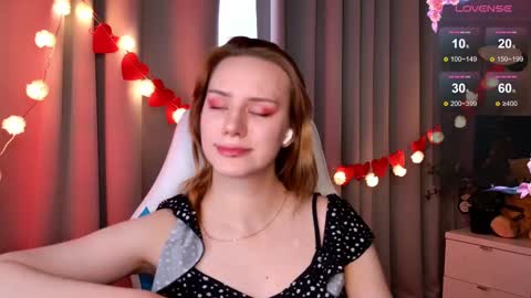 Snapshot of _ramona__ chatting on 02/14/25, 09:56 im Amy online show from 02/14/25, 09:56