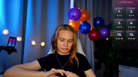 Snapshot of _ramona__ chatting on 09/09/25, 06:35 im Amy online show from 09/09/25, 06:35