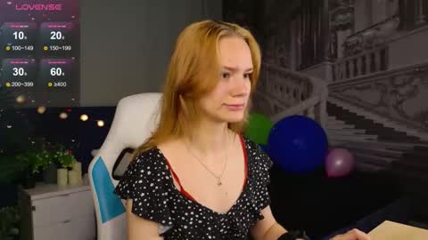 Snapshot of _ramona__ chatting on 09/17/25, 06:15 im Amy online show from 09/17/25, 06:15