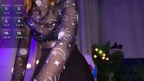 Snapshot of _ramona__ chatting on 10/06/25, 06:00 im Amy online show from 10/06/25, 06:00