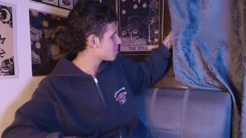 wav online show from 09/21/25, 03:19