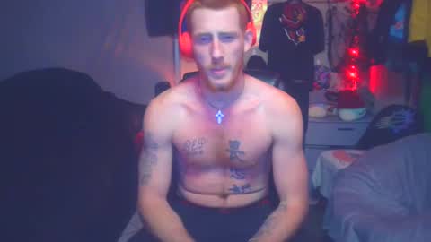 Snapshot of _redxxx chatting on 12/18/24, 03:00 REDxxx online show from 12/18/24, 03:00