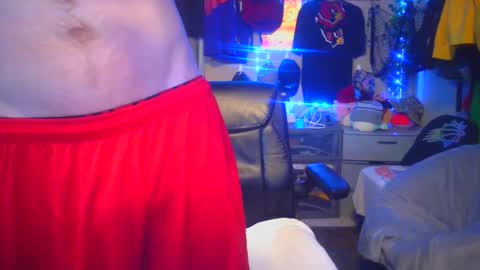 Snapshot of _redxxx chatting on 12/19/24, 03:40 REDxxx online show from 12/19/24, 03:40