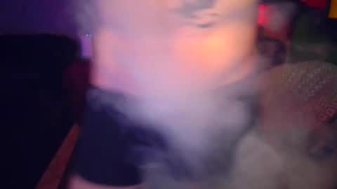 Snapshot of _redxxx chatting on 12/22/24, 09:33 REDxxx online show from 12/22/24, 09:33