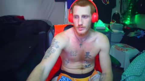 Snapshot of _redxxx chatting on 12/25/24, 09:43 REDxxx online show from 12/25/24, 09:43