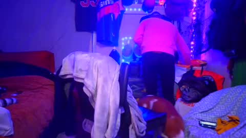 Snapshot of _redxxx chatting on 12/28/24, 08:58 REDxxx online show from 12/28/24, 08:58