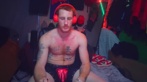 Snapshot of _redxxx chatting on 01/06/25, 12:02 REDxxx online show from 01/06/25, 12:02