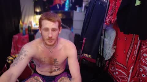 Snapshot of _redxxx chatting on 01/25/25, 12:06 REDxxx online show from 01/25/25, 12:06