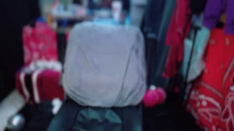 Snapshot of _redxxx chatting on 02/04/25, 03:04 REDxxx online show from 02/04/25, 03:04