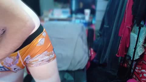 Snapshot of _redxxx chatting on 02/05/25, 02:08 REDxxx online show from 02/05/25, 02:08