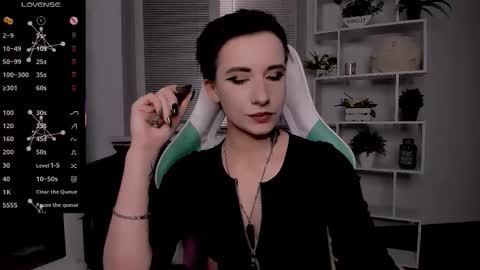 Rein online show from 10/26/25, 08:04