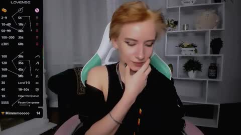 Rein online show from 11/18/25, 06:23