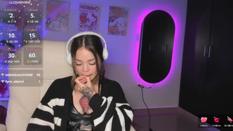   online show from 01/08/25, 04:54