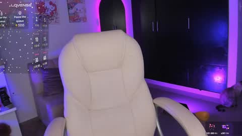   online show from 01/31/25, 01:12