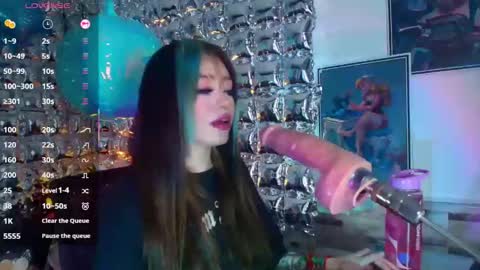 Snapshot of _sakura_sweet chatting on 11/18/25, 12:05 Zacura online show from 11/18/25, 12:05