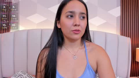 Snapshot of _sammy_fit chatting on 02/07/25, 04:03 Antonella online show from 02/07/25, 04:03
