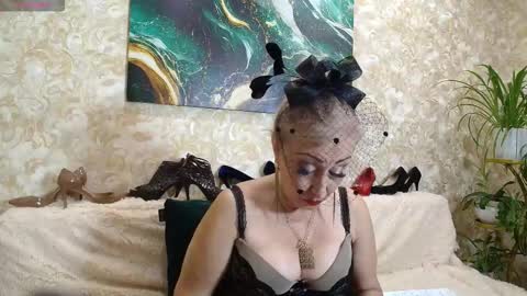 Snapshot of _sara__smith_ chatting on 10/13/25, 09:20 Sara online show from 10/13/25, 09:20