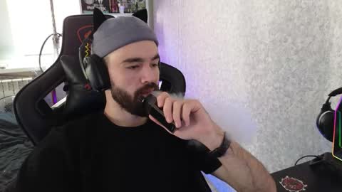 Ask me online show from 10/18/25, 09:10