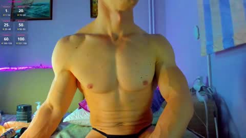 Snapshot of _shestifold chatting on 02/17/25, 09:19 Nik online show from 02/17/25, 09:19